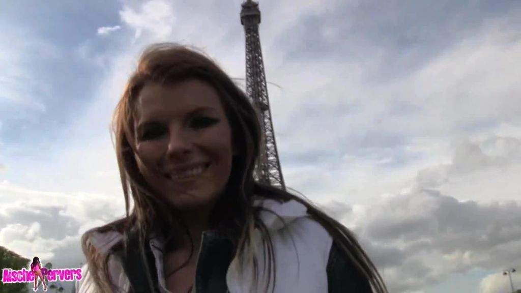 sexy foto nr. 2 von In Paris am Eiffelturm...
