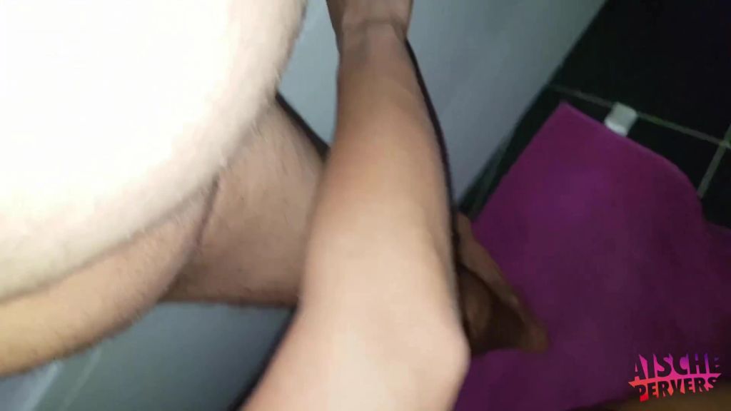 sexy foto nr. 9 von Fremdfickfotze - erst Maulsperre, dann Spermastrafe