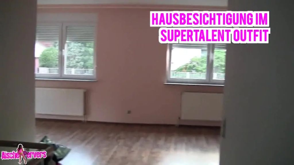 Hausbesichtigung im Supertalent Outfit