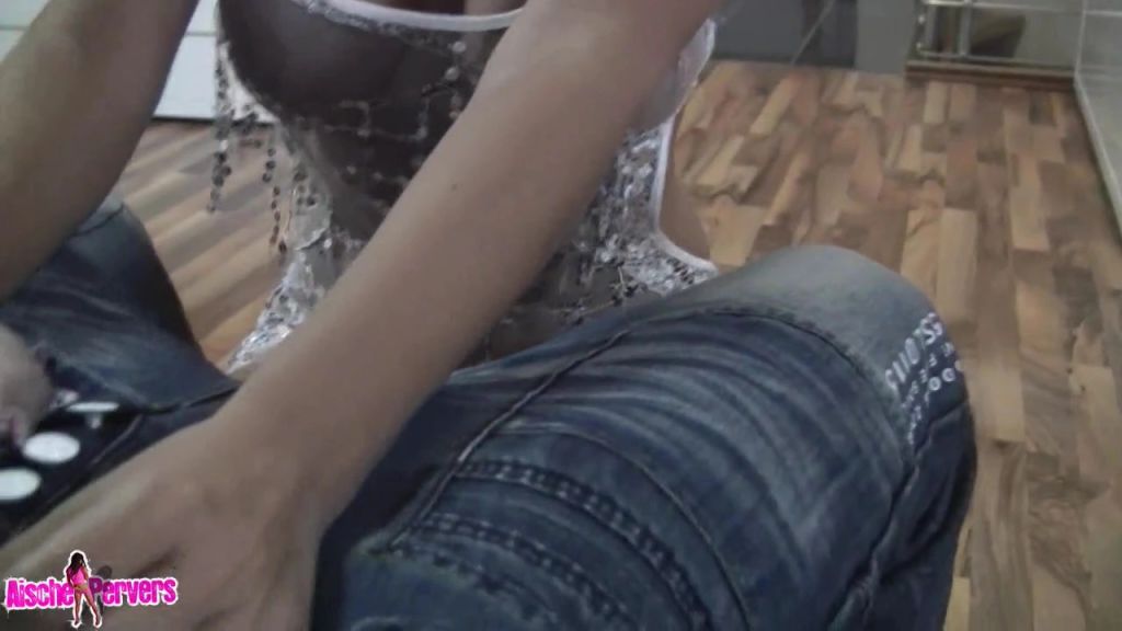 sexy foto nr. 2 von Familienskandal! Stiefbruder Anal entjungfert