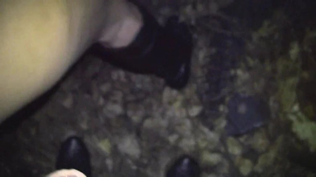 sexy foto nr. 8 von Verfickt in der Videothek