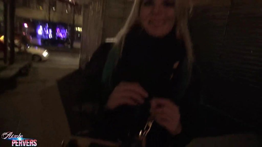 sexy foto nr. 2 von SANKT PAULI Spermawalk EXTREM