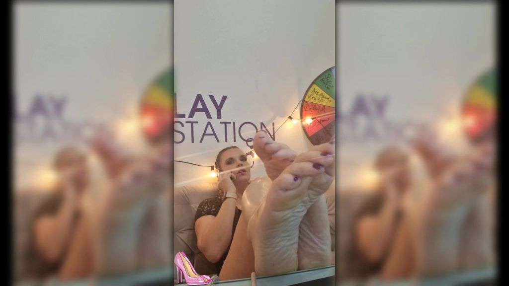 sexy foto nr. 4 von Telefonerziehung mit fiesem Countdown