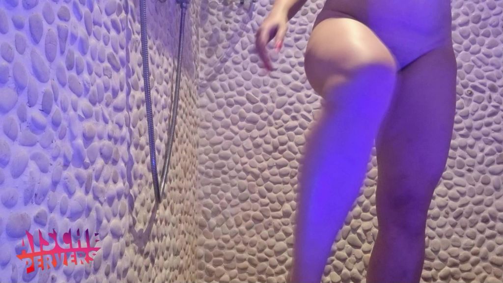 sexy foto nr. 4 von Meine neue Dusche wird eingeweiht :)