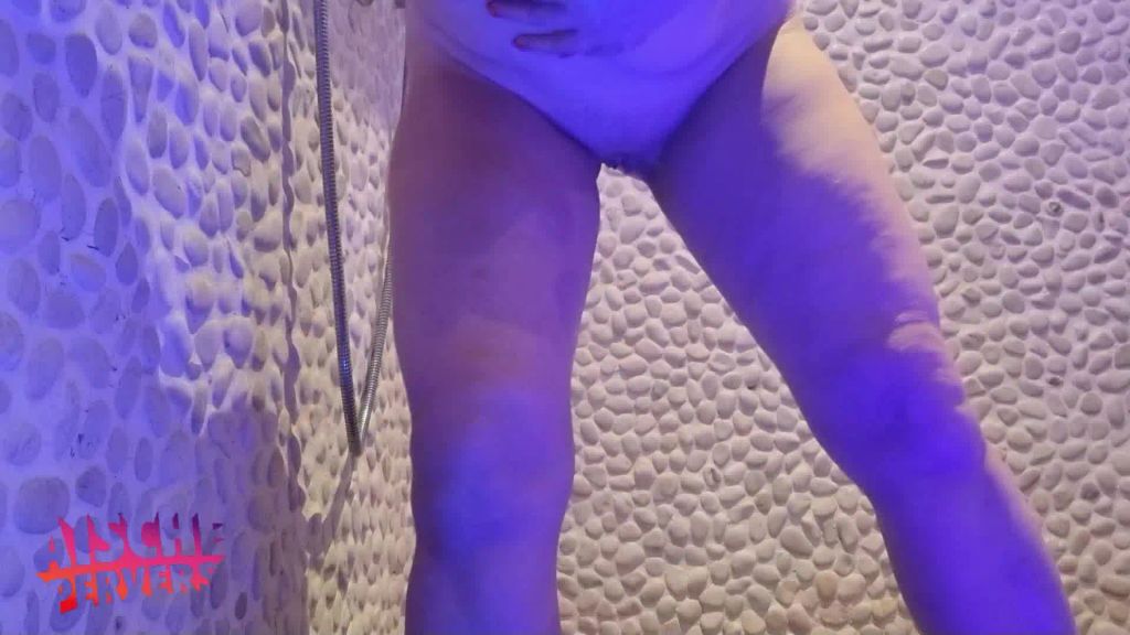 sexy foto nr. 7 von Meine neue Dusche wird eingeweiht :)