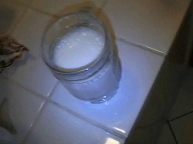 sexy foto nr. 2 von 1 LITER MILCH
