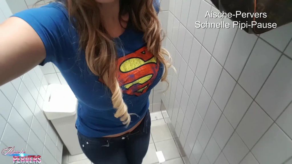 sexy foto nr. 1 von Schnelle Pipipause