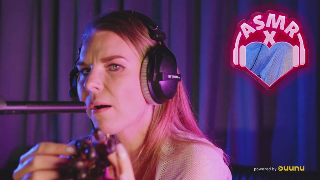 sexy foto nr. 2 von ASMR-X – Fruit-Special