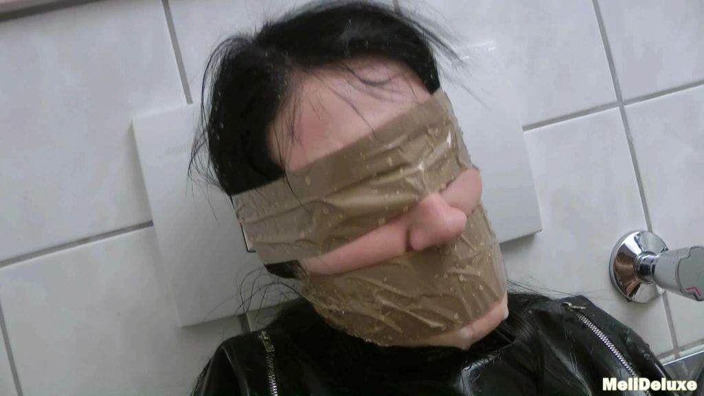 sexy foto nr. 5 von Ferkelchen als Toilettensau benutzt