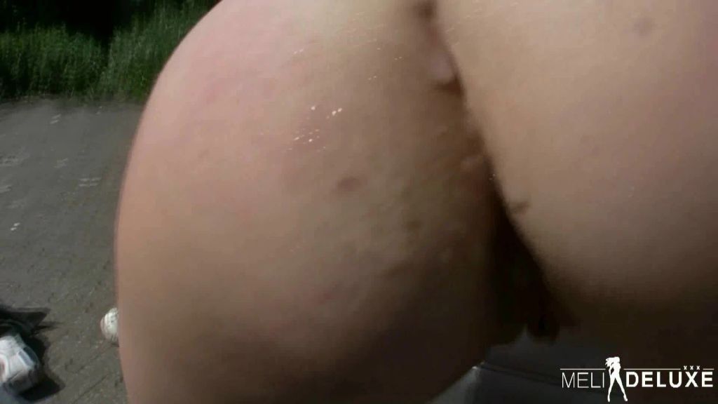 sexy foto nr. 9 von Gruppenfick auf dem Kölner Sexparkplatz