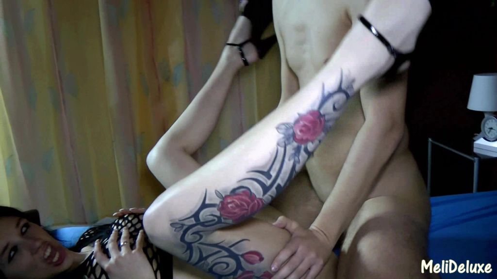 sexy foto nr. 10 von Tabulose Schwanzentsaftung