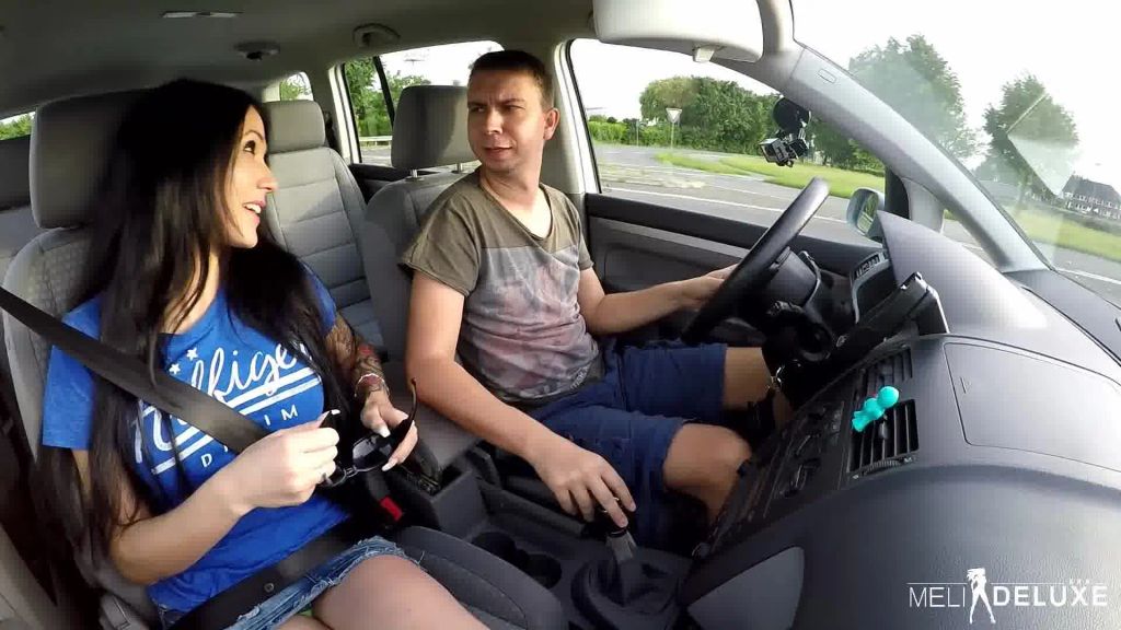 sexy foto nr. 3 von Besten Freund im Auto leer gelutscht