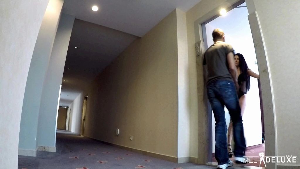 sexy foto nr. 2 von Dreistes Fantreffen im Kölner Hotel