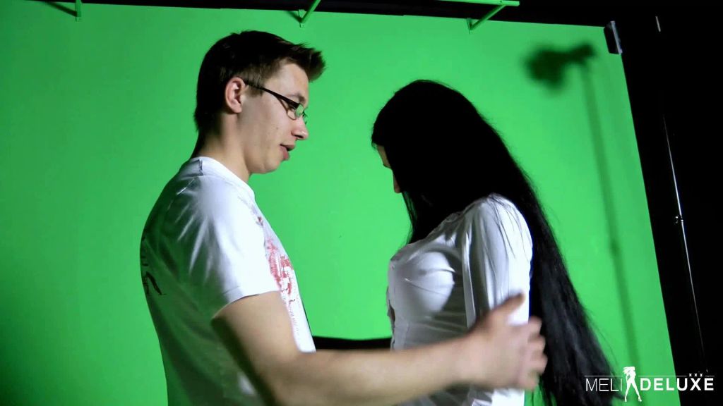 sexy foto nr. 1 von Nach Pornodreh frech ins Maul gespritzt