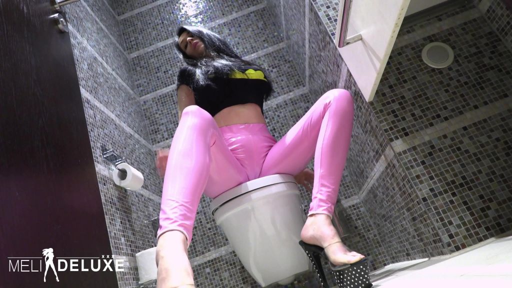 sexy foto nr. 3 von Wichsanleitung! Dirtytalk mit Abspritz-Countdown