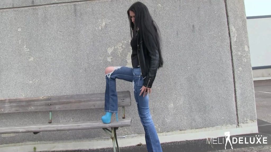 sexy foto nr. 2 von Wichsanleitung + Mein Knackarsch in Jeans