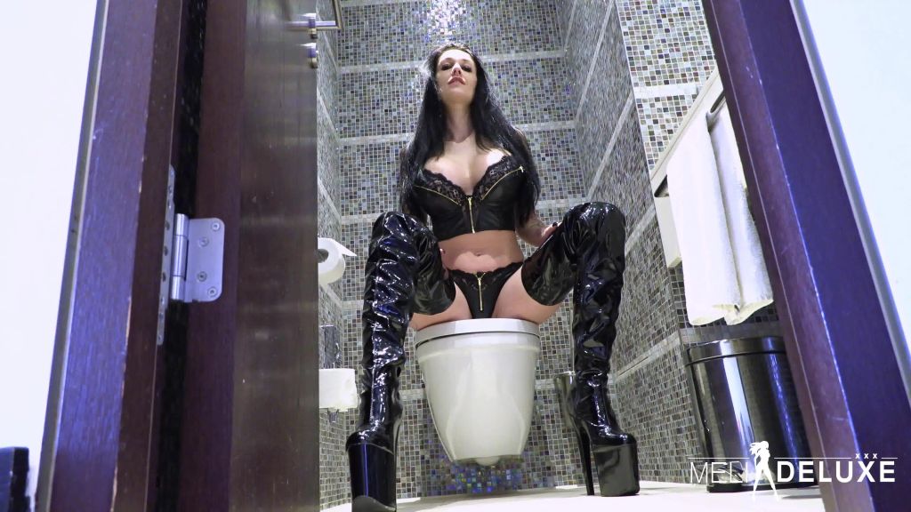 sexy foto nr. 2 von CUCKOLD CLEANER | So leckst du meine Spermafotze sauber!
