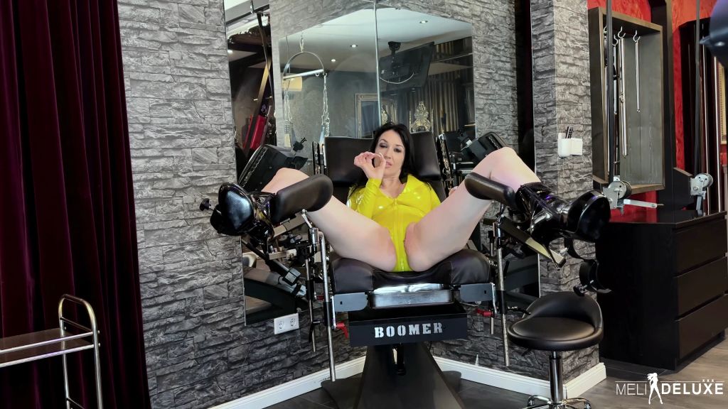 sexy foto nr. 8 von Dirty Sex Story: Cucki´s Eheschlampe wird zur Fremdfick Hure