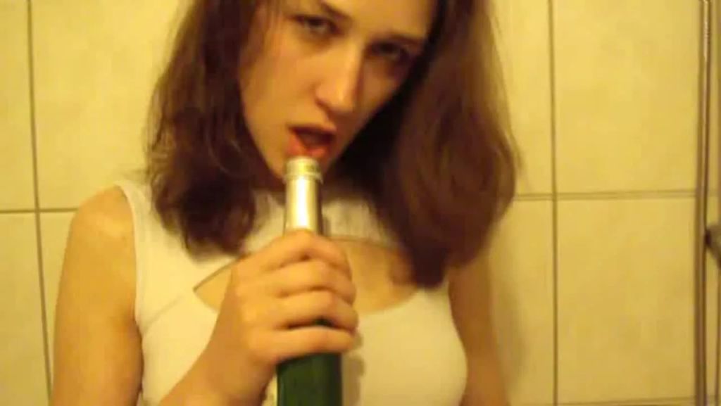 sexy foto nr. 1 von Fick Sektflasche