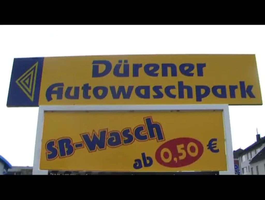 sexy foto nr. 1 von Carwash in Public