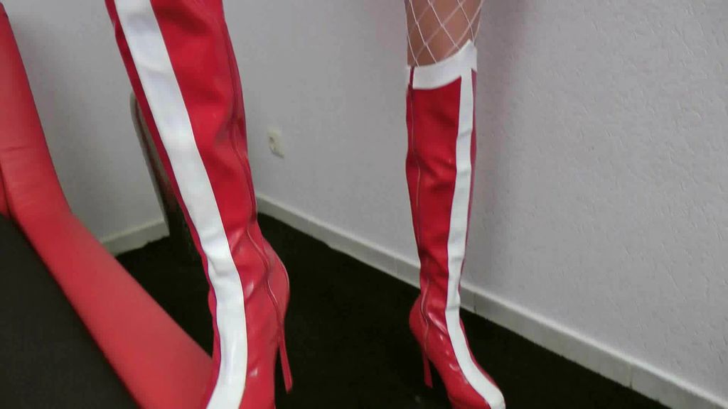 sexy foto nr. 1 von Feierlich in 2 Löcher gefickt