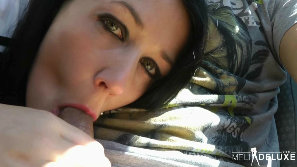 sexy foto nr. 4 von Ficken für WM-Ticket