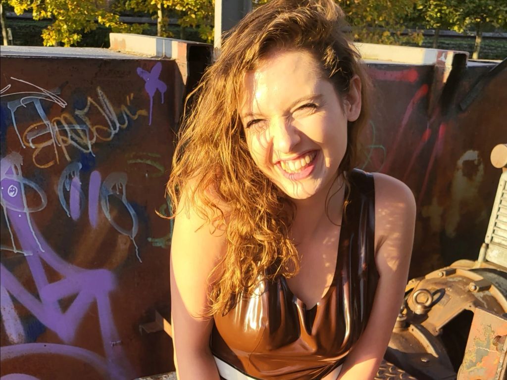 sexy foto nr. 6 von Fellatrix