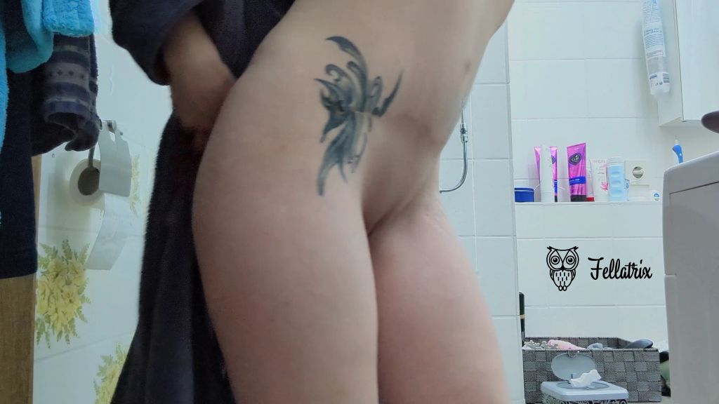 sexy foto nr. 3 von Urinstrahl am Morgen..