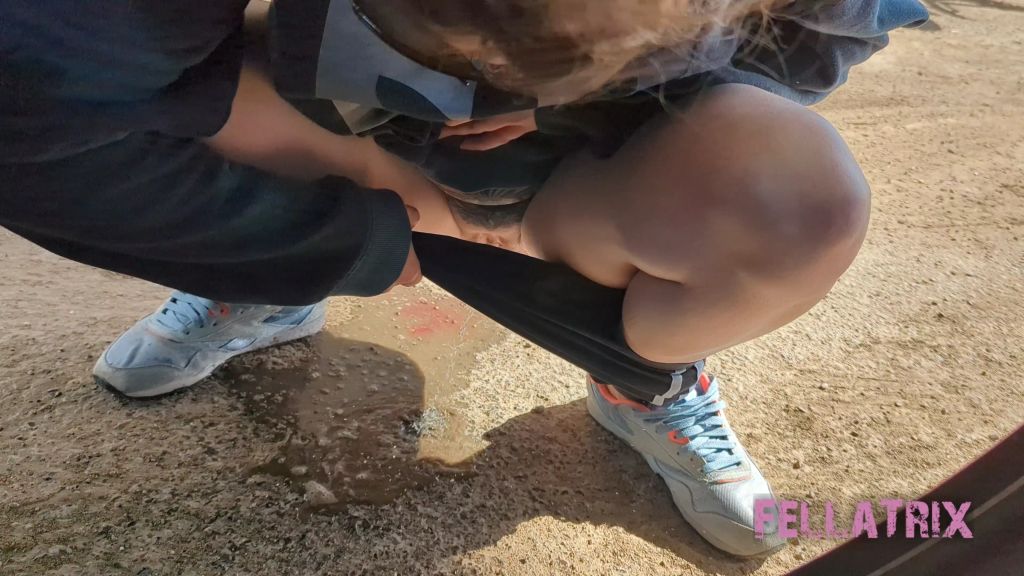sexy foto nr. 5 von Piss am Fahrbandrand
