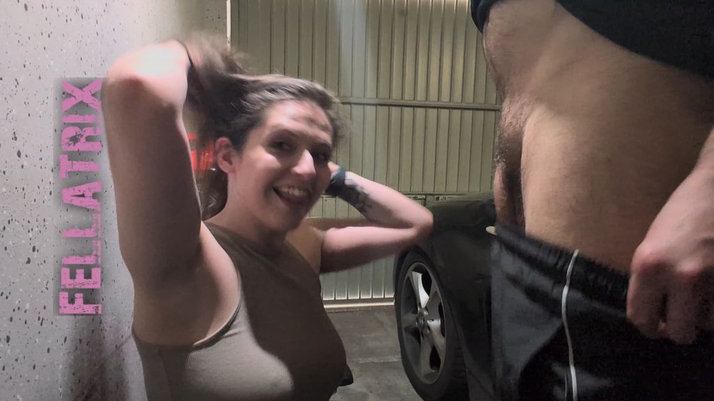 sexy foto nr. 1 von Blowjob zum Feierabend