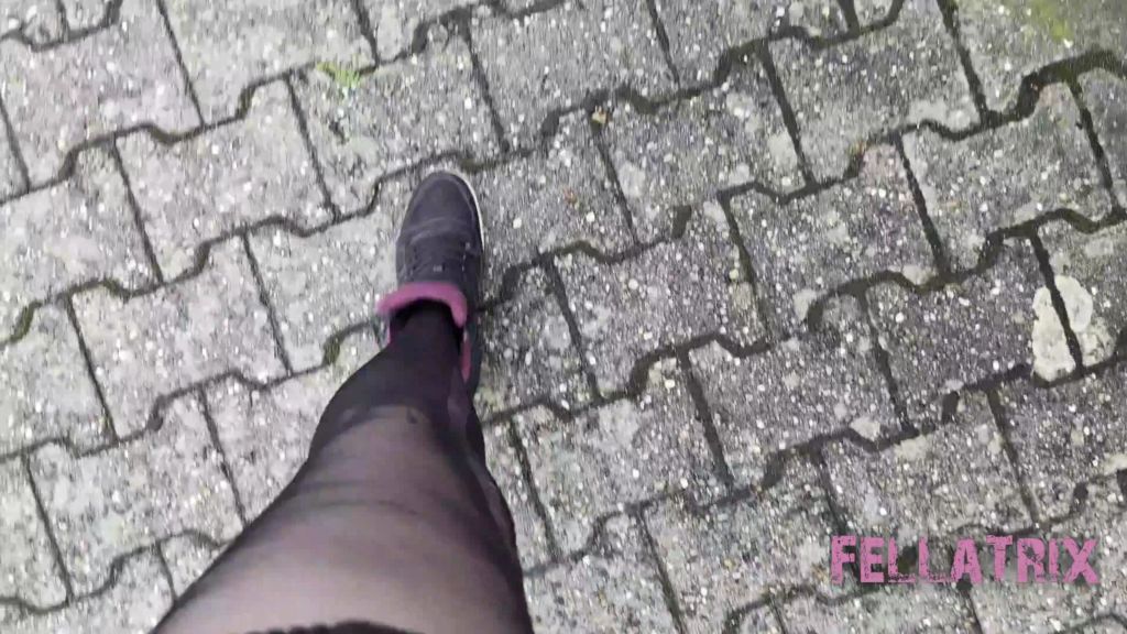 sexy foto nr. 1 von Dreckig, heiß und hemmungslos - Couplesex in der Garage 🥵