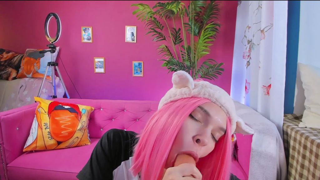 sexy foto nr. 2 von Hausfrau lutscht deinen Schwanz nach der Arbeit POV