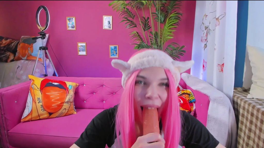sexy foto nr. 9 von Hausfrau lutscht deinen Schwanz nach der Arbeit POV