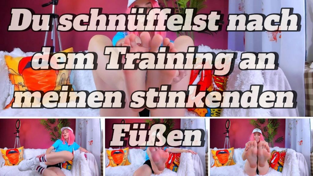 sexy foto nr. 10 von Du schnüffelst an meinen stinkenden Füßen nach dem Training