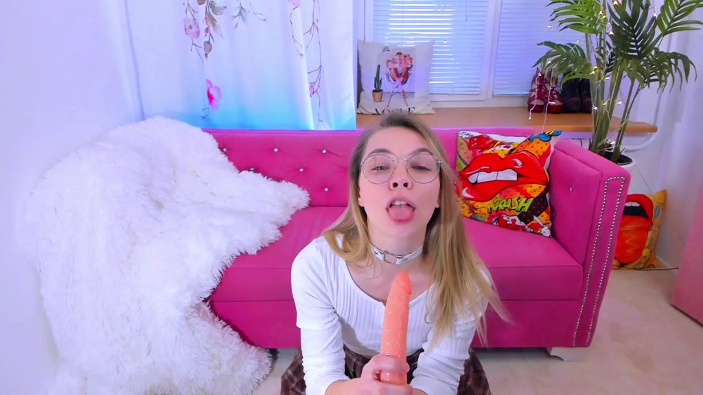 sexy foto nr. 2 von Ahegao While Dildo Fuck & Blowjob