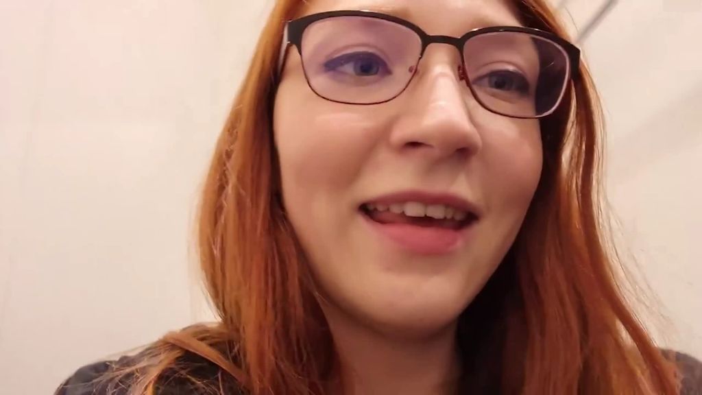 sexy foto nr. 1 von Was hab ich getan?! Das 1. mal in der Umkleide