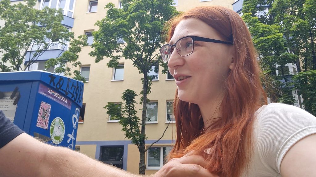 Berliner Straßen Fick!! Nach 2 Wochen ohne reiß ich mir Pass