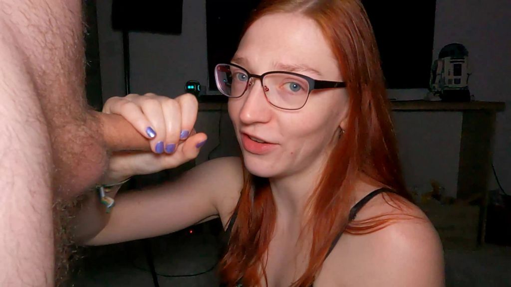 sexy foto nr. 10 von Bin ich wirklich so ein Flittchen!? Kisten packen mit Blowjo