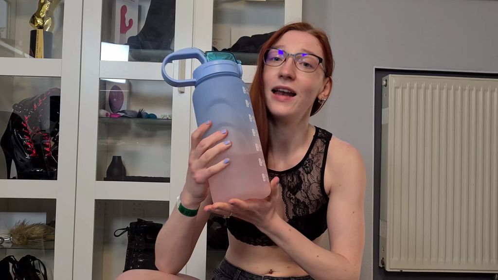 sexy foto nr. 1 von Das ultimative Piss-Experiment!!!