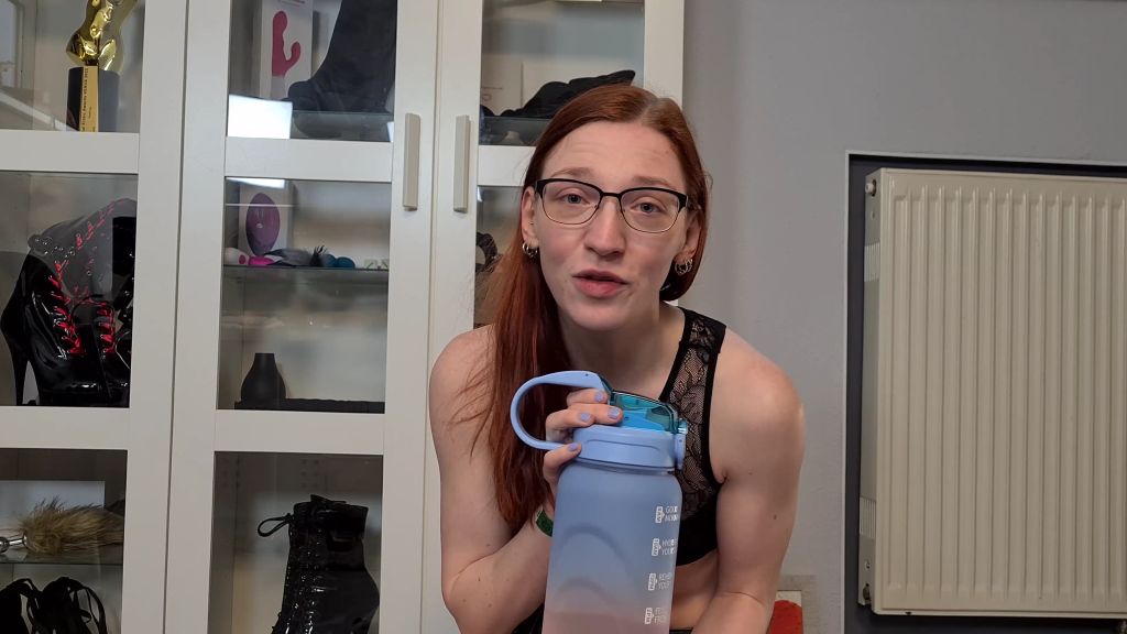 sexy foto nr. 2 von Das ultimative Piss-Experiment!!!