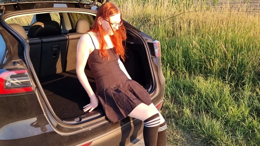 sexy foto nr. 4 von Miese Wette!!! ER will dass ich es mir draußen besorge!