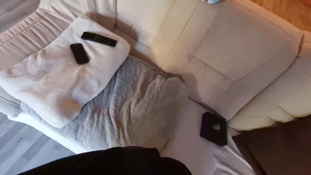 sexy foto nr. 1 von Perverser Stiefbruder erzieht mich zur Blaseschlampe!