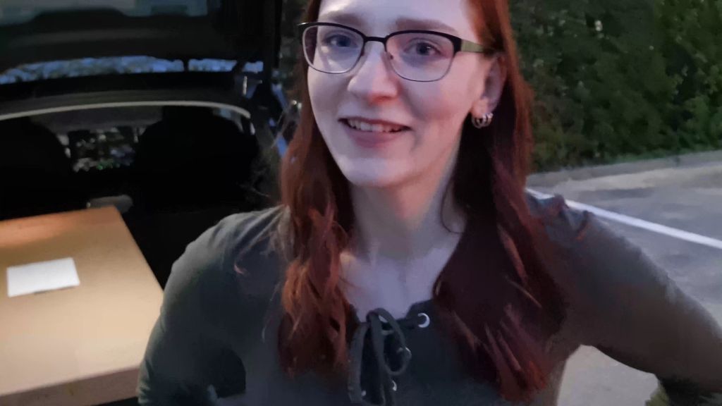 sexy foto nr. 2 von Schamlos! Er war hilfsbereit, ich wollte nur seine Sahne!