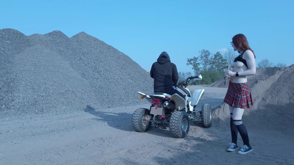 Perverser Boxenstopp!!! Ein Quicky auf dem Quad!