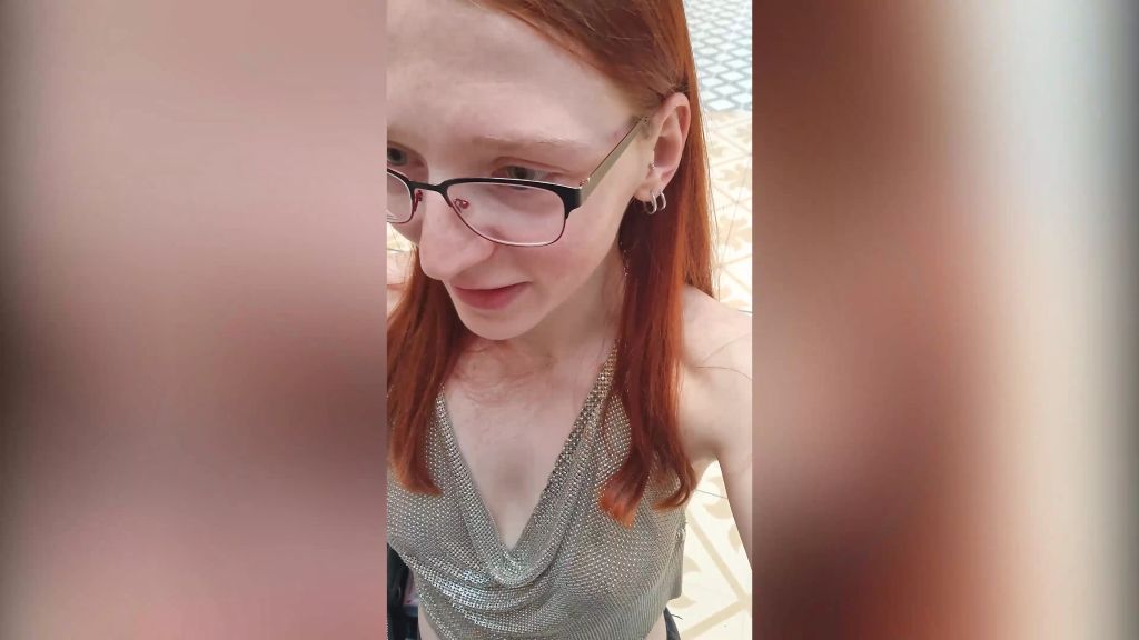 sexy foto nr. 1 von Berliner Fanfick!!! Aufgerissen im Einkaufszentrum!