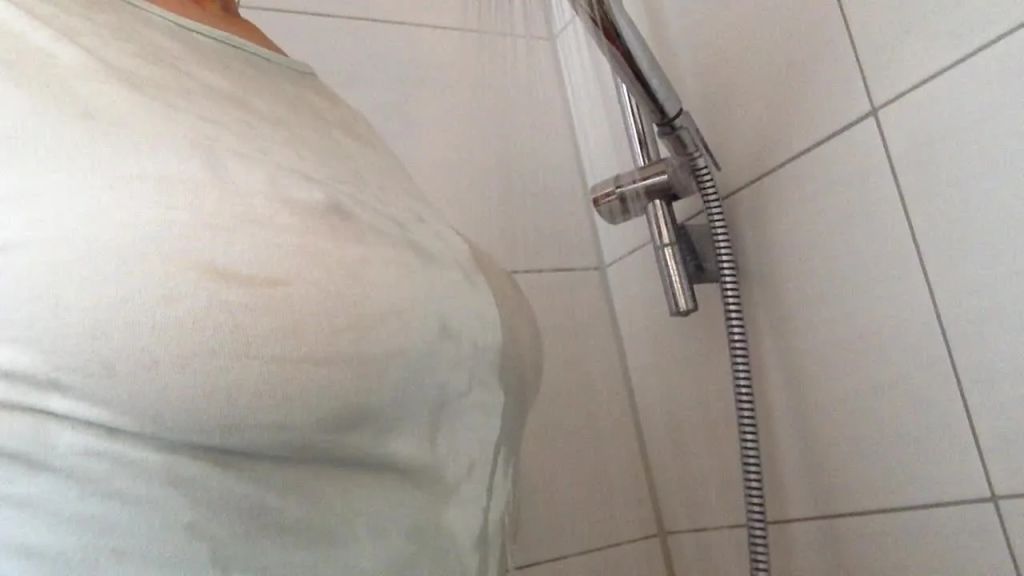 Vorschaubild 1 zum Video „Für alle Wet T-Shirt Fans“