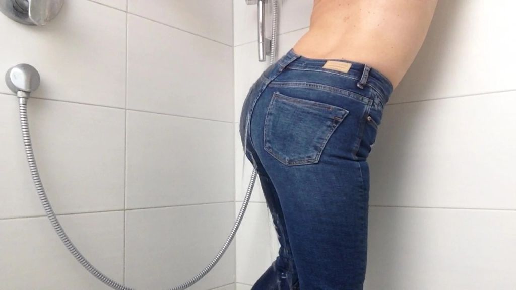Vorschaubild 2 zum Video „Der eingesaute Jeansarsch“