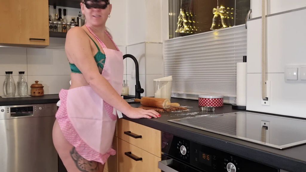 Vorschaubild 1 zum Video „VERBOTEN! Weihnachtsbäckerei eskaliert“