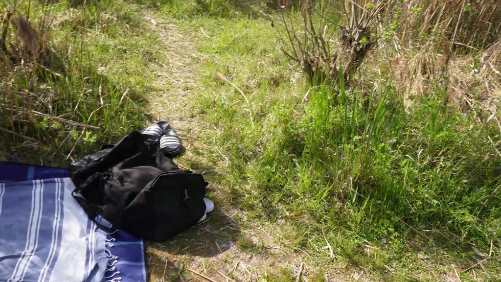 Vorschaubild 7 zum Video „PERVERSER SPANNER beim FKK-Baden am Chiemsee BLANK gefickt!“