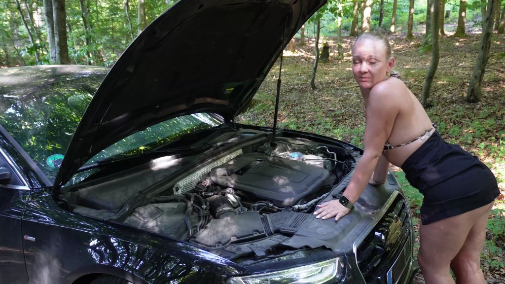 Vorschaubild 3 zum Video „AUTOPANNE – Abschleppdienst endet mit geilem CAR-FUCK“